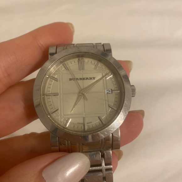 Burberry Watch Silver - Picture 2 of 7